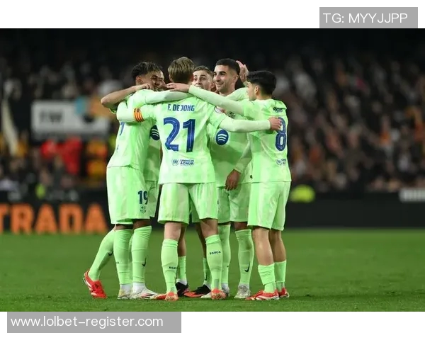 国王杯激战多特蒙德狂胜巴萨乌龙球引发全场欢呼与转会热议