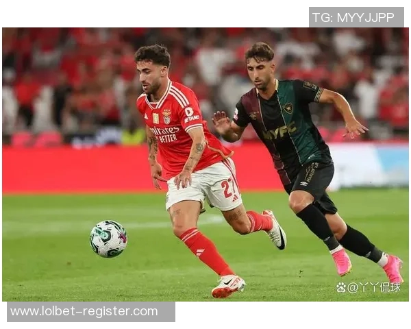 德甲精彩对决里昂大胜本菲卡逆转全场气氛热烈